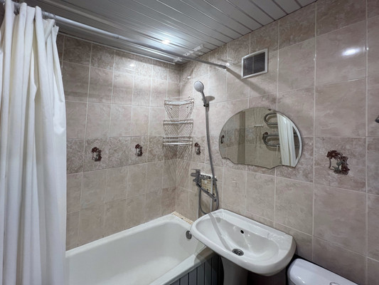 Продам двухкомнатную (2-комн.) квартиру, Косякова ул, 13, Пермь г