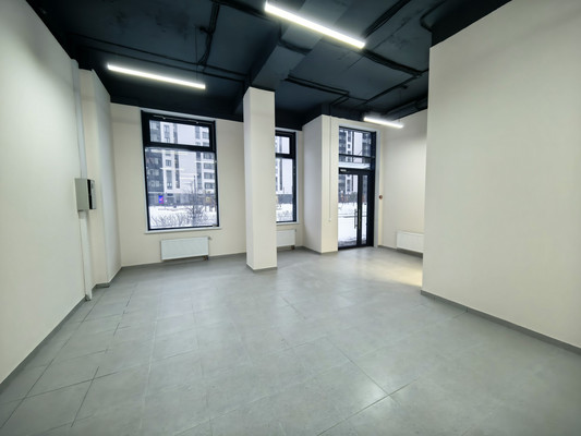 Продам торговое помещение 79,82 м2, Строителей пр-кт, , 5к1, Кудрово г