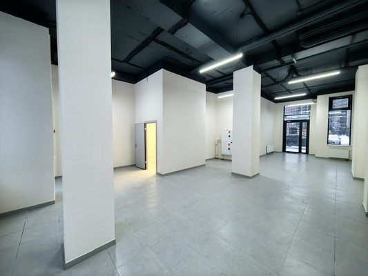 Продам торговое помещение 79,82 м2, Строителей пр-кт, , 5к1, Кудрово г