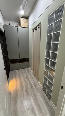 Продам двухкомнатную (2-комн.) квартиру, Лазо ул, 4к2, Москва г