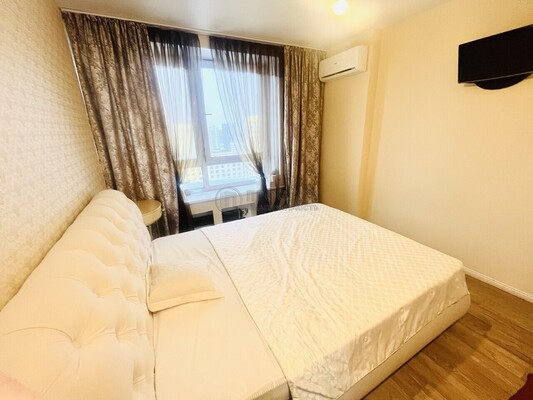 Продам двухкомнатную (2-комн.) квартиру, Александры Монаховой ул, 92к3, Коммунарка п