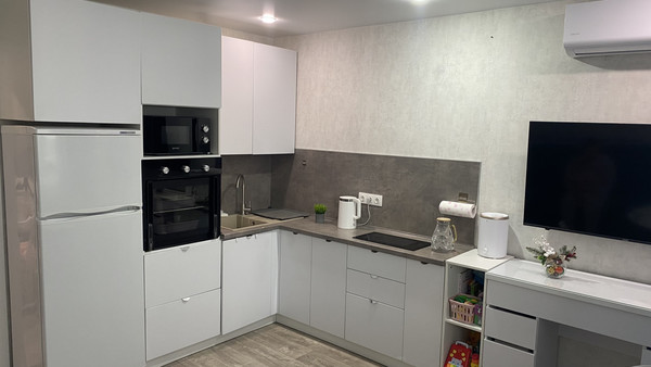 Продам однокомнатную (1-комн.) квартиру, Рощинская ул, 21к2, Екатеринбург г