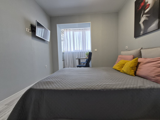 Сдам однокомнатную (1-комн.) квартиру, Красина ул, 53, Цемдолина с