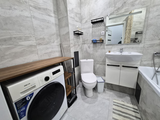 Продам однокомнатную (1-комн.) квартиру, Красина ул, 53, Цемдолина с