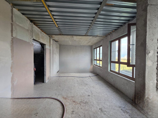 Продам трехкомнатную (3-комн.) квартиру, Полковника Романова ул, 7к1, Нагорное п