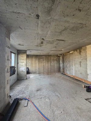 Продам трехкомнатную (3-комн.) квартиру, Полковника Романова ул, 7к1, Нагорное п