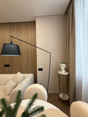 Продам двухкомнатную (2-комн.) квартиру, Шмитовский проезд, 39к6, Москва г