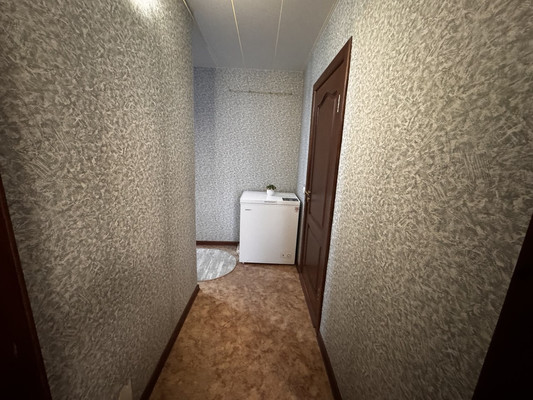 Продам трехкомнатную (3-комн.) квартиру, Деповская ул, 118, Ишим г