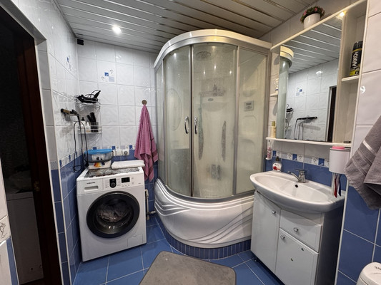 Продам трехкомнатную (3-комн.) квартиру, Деповская ул, 118, Ишим г
