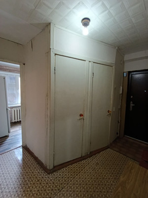 Продам двухкомнатную (2-комн.) квартиру, Карла Маркса ул, 76а, Ишим г