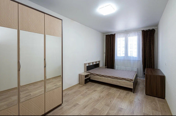 Продам однокомнатную (1-комн.) квартиру, Самаровская ул, 2, Ханты-Мансийск г