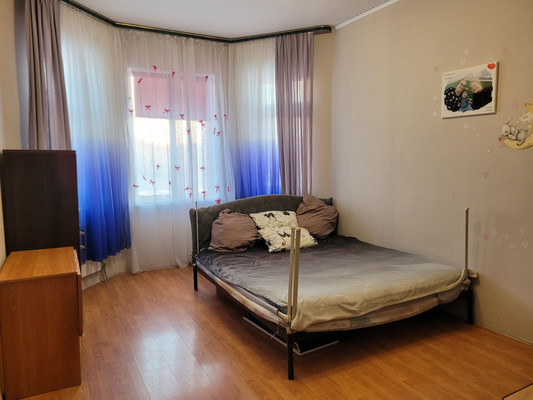 Продам однокомнатную (1-комн.) квартиру, Ямская ул, 12, Ханты-Мансийск г