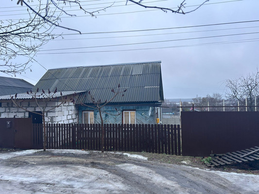 Продам дом, Заводская ул, 5, Навля рп, 0 км от города