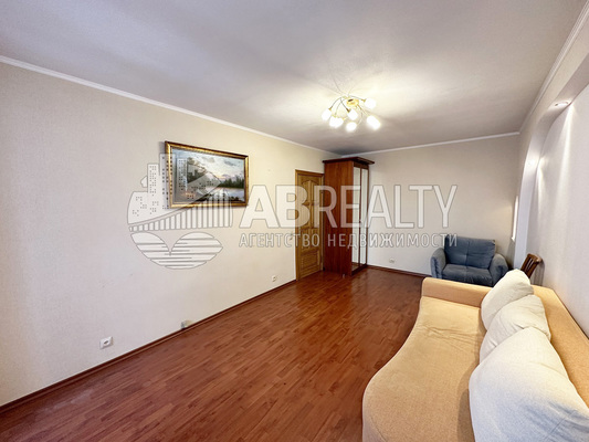 Продам двухкомнатную (2-комн.) квартиру, Ленинский пр-кт, 121/1к2, Москва г