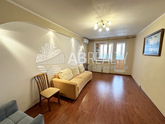 Продам двухкомнатную (2-комн.) квартиру, Ленинский пр-кт, 121/1к2, Москва г