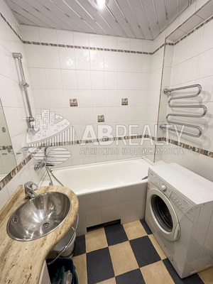 Продам двухкомнатную (2-комн.) квартиру, Ленинский пр-кт, 121/1к2, Москва г