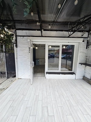 Продам коммерческое помещение 20 м2, Черноморский пер, 3, Ялта г