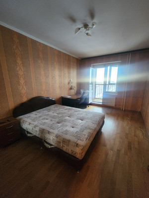 Продам трехкомнатную (3-комн.) квартиру, Коломяжский пр-кт, 15к2, Санкт-Петербург г