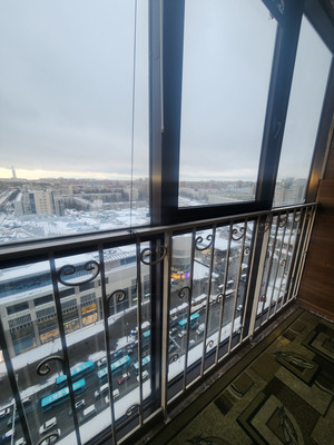 Продам трехкомнатную (3-комн.) квартиру, Коломяжский пр-кт, 15к2, Санкт-Петербург г