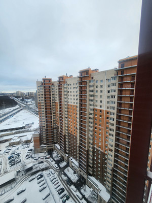 Продам трехкомнатную (3-комн.) квартиру, Коломяжский пр-кт, 15к2, Санкт-Петербург г