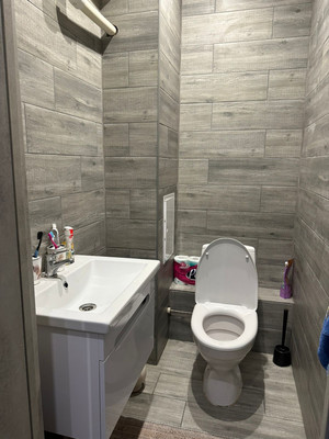 Продам двухкомнатную (2-комн.) квартиру, Тихоокеанская ул, 1к1, Парголово п