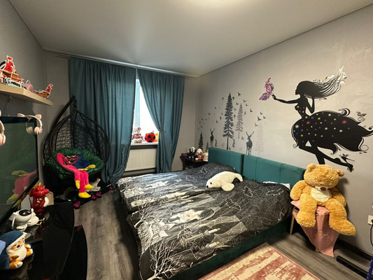 Продам двухкомнатную (2-комн.) квартиру, Тихоокеанская ул, 1к1, Парголово п