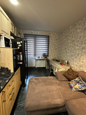 Продам двухкомнатную (2-комн.) квартиру, Тихоокеанская ул, 1к1, Парголово п