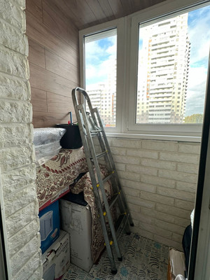 Продам двухкомнатную (2-комн.) квартиру, Тихоокеанская ул, 1к1, Парголово п