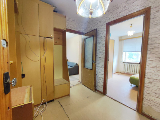 Продам трехкомнатную (3-комн.) квартиру, Ростовская ул, 7, Симферополь г