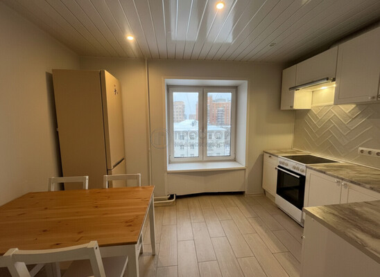 Продам двухкомнатную (2-комн.) квартиру, Тишинский Ср. пер, 16, Москва г