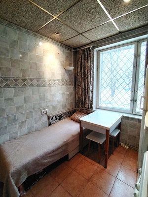 Продам однокомнатную (1-комн.) квартиру, Открытое ш, 24к42, Москва г
