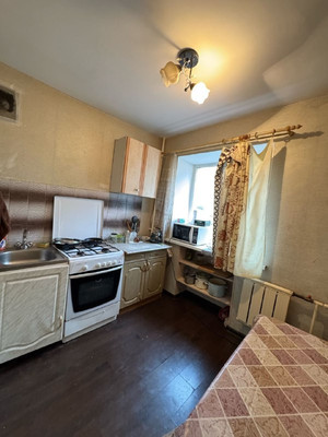 Продам двухкомнатную (2-комн.) квартиру, Горького ул, 16, Малино рп