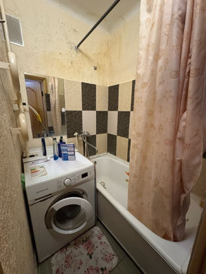 Продам двухкомнатную (2-комн.) квартиру, Горького ул, 16, Малино рп