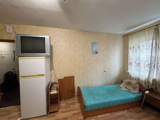 Продам двухкомнатную (2-комн.) квартиру, Горького ул, 16, Малино рп