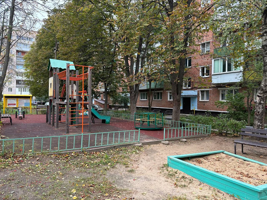 Продам двухкомнатную (2-комн.) квартиру, Горького ул, 16, Малино рп