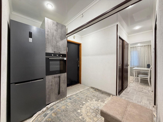 Продам трехкомнатную (3-комн.) квартиру, Кабардинская ул, 206, Нальчик г