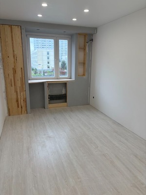 Продам двухкомнатную (2-комн.) квартиру, Брусилова ул, 33к1, Москва г