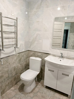 Продам двухкомнатную (2-комн.) квартиру, Ростовская ул, 7, Симферополь г