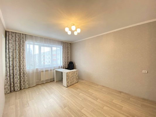 Сдам двухкомнатную (2-комн.) квартиру, Машиностроительная ул, 82, Калининград г