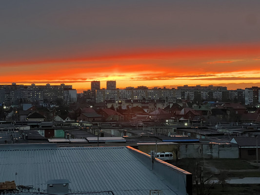 Продам однокомнатную (1-комн.) квартиру, Мира пр-кт, 10, Волгодонск г