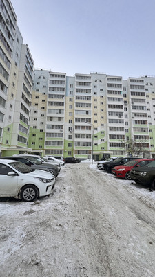 Продам двухкомнатную (2-комн.) квартиру, Рифката Гайнуллина ул, 4, Нижнекамск г