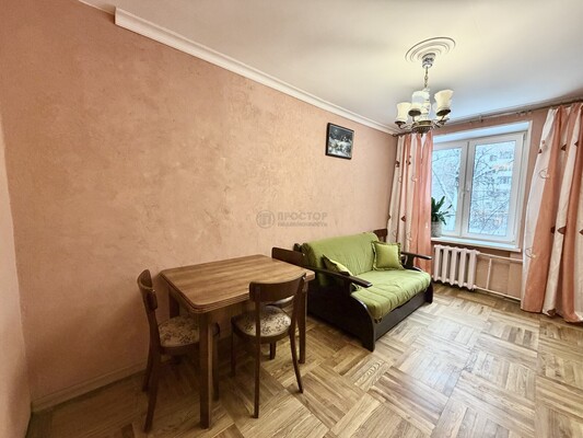 Продам двухкомнатную (2-комн.) квартиру, Тимирязевская ул, 6, Москва г