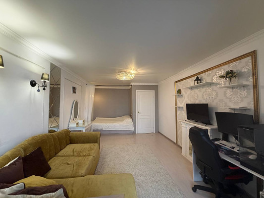 Продам однокомнатную (1-комн.) квартиру, Ямашева пр-кт, 69, Казань г