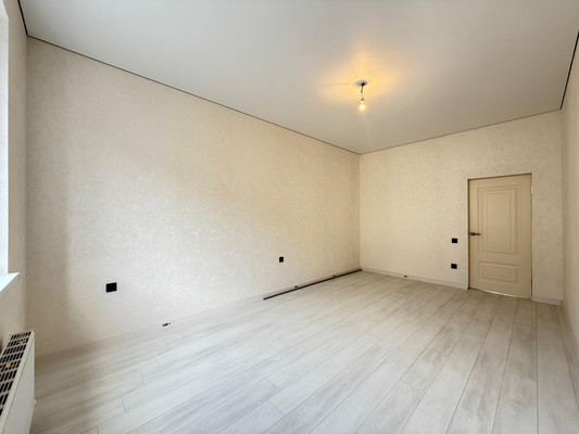 Продам однокомнатную (1-комн.) квартиру, Солнечная ул, 8к5, Нальчик г