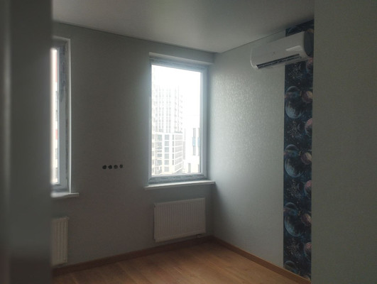 Продам двухкомнатную (2-комн.) квартиру, Александра Суворова пр-кт, 15к7, Симферополь г