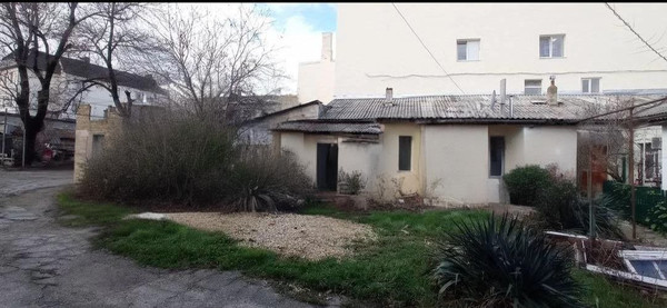 Продам однокомнатную (1-комн.) квартиру, Ленина ул, 19, Симферополь г