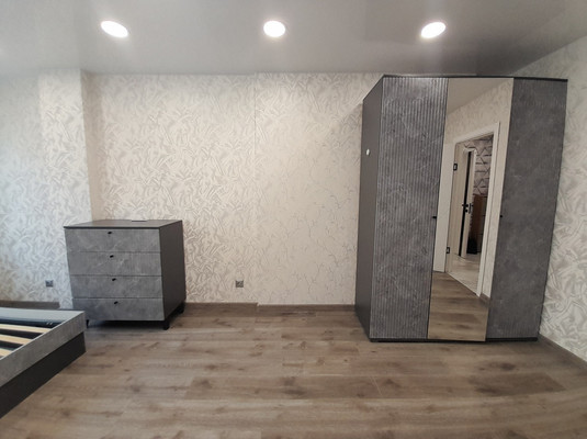 Продам однокомнатную (1-комн.) квартиру, Шоссе в Лаврики ул, 95, Мурино п