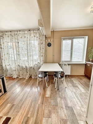 Продам трехкомнатную (3-комн.) квартиру, Ставропольская ул, 228, Краснодар г