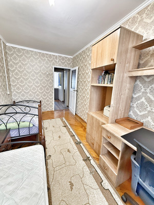 Продам трехкомнатную (3-комн.) квартиру, Ставропольская ул, 228, Краснодар г