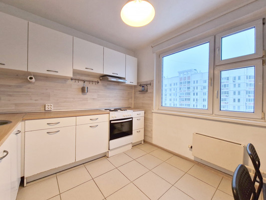 Сдам трехкомнатную (3-комн.) квартиру, Дмитровка Б. ул, 1к2, Москва г